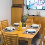 49 - Tiago's Surf House Διαμέρισμα *